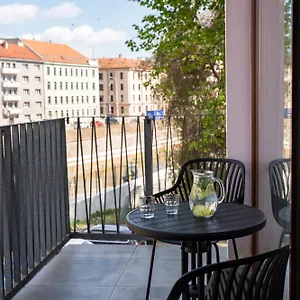 Hotel Sharingham Brno